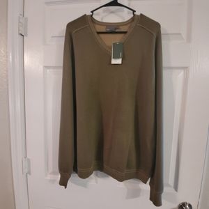 Mexx Men's V Neck Sweater. NWT